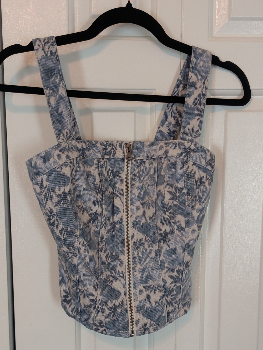 NWT Levi's Blue and White Floral Corset Bustier Top; Sweetheart 💋😘 Neckline